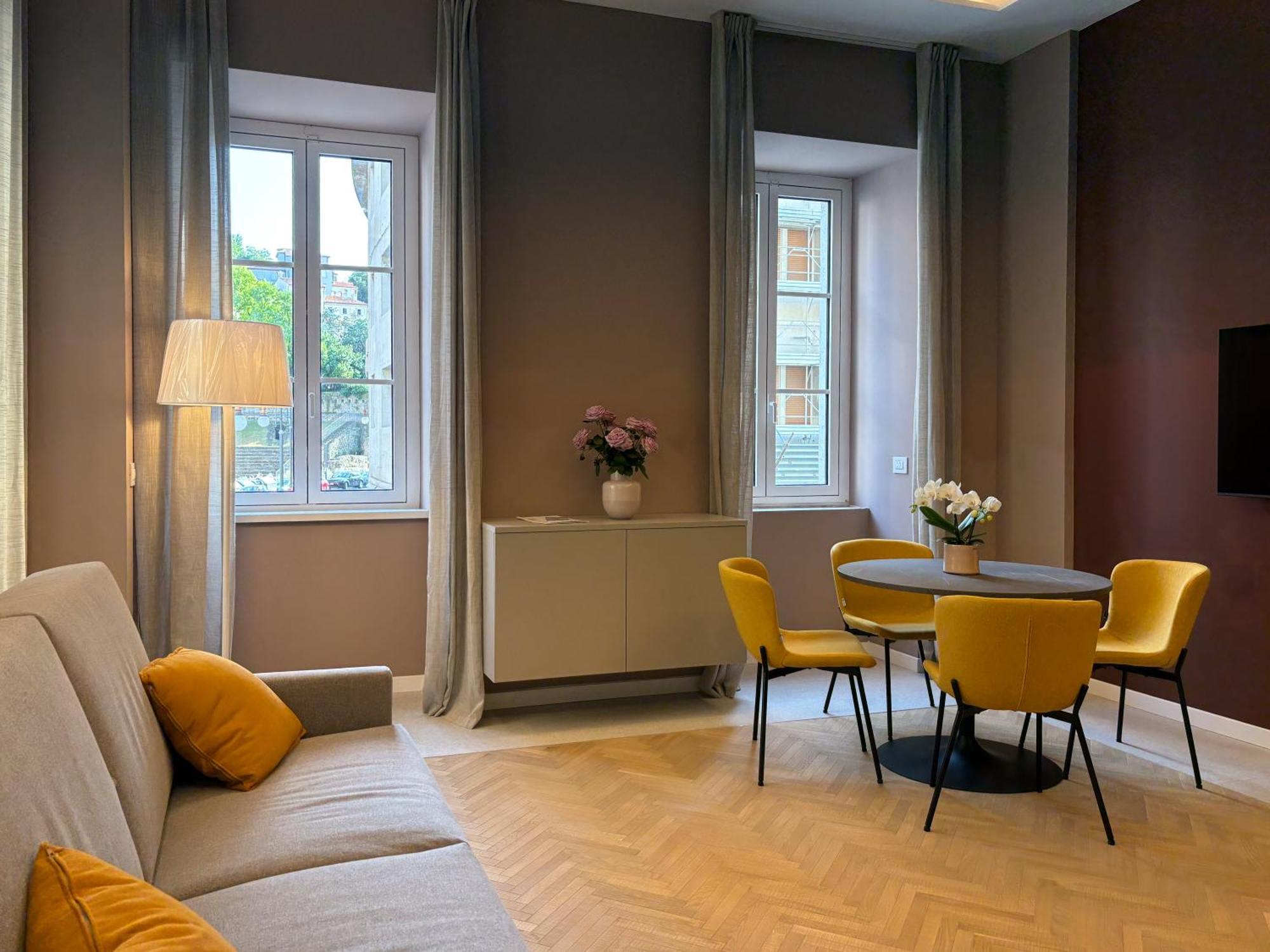 Teatro Romano Exclusive Suites 的里雅斯特 外观 照片