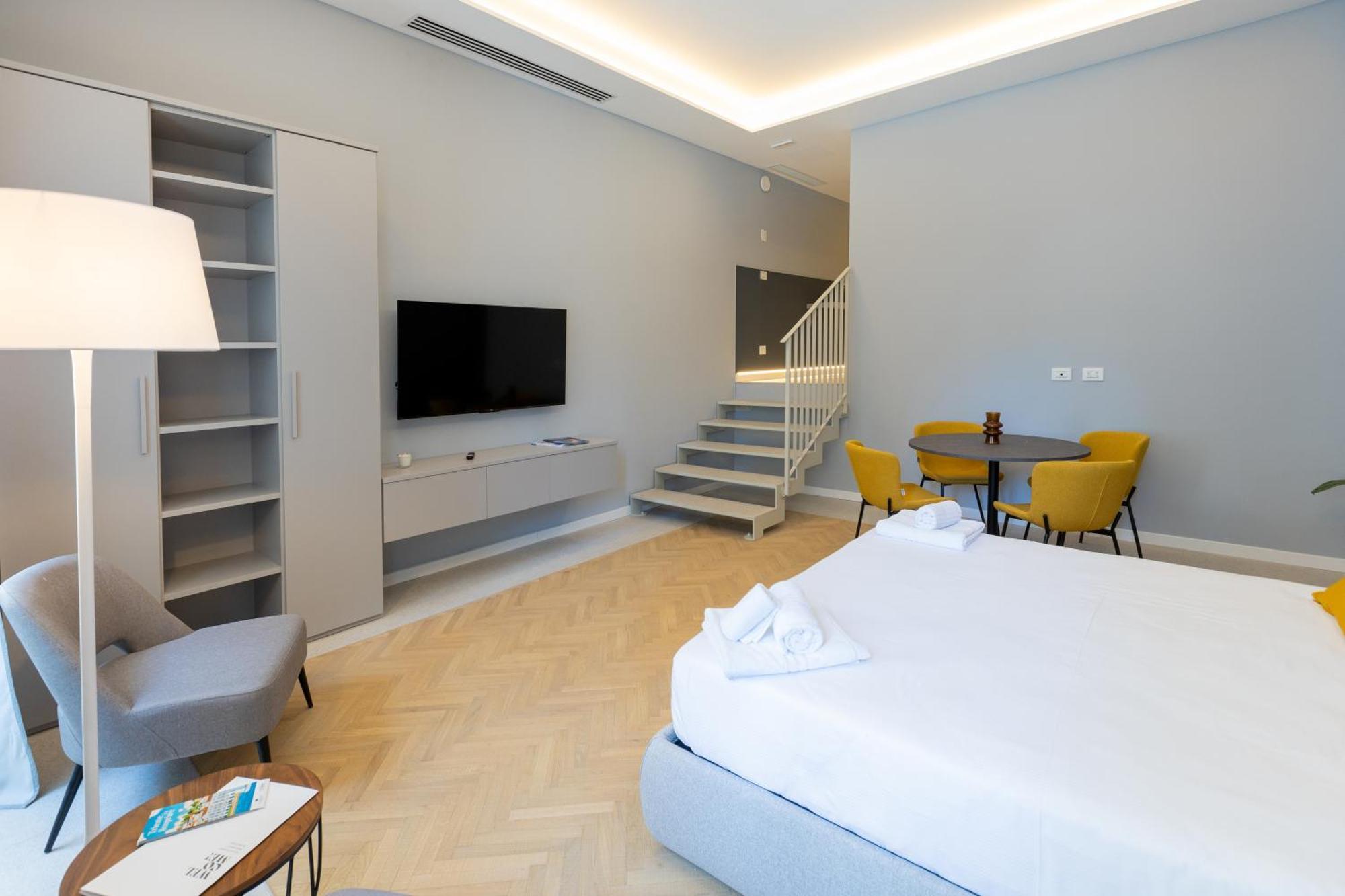 Teatro Romano Exclusive Suites 的里雅斯特 外观 照片