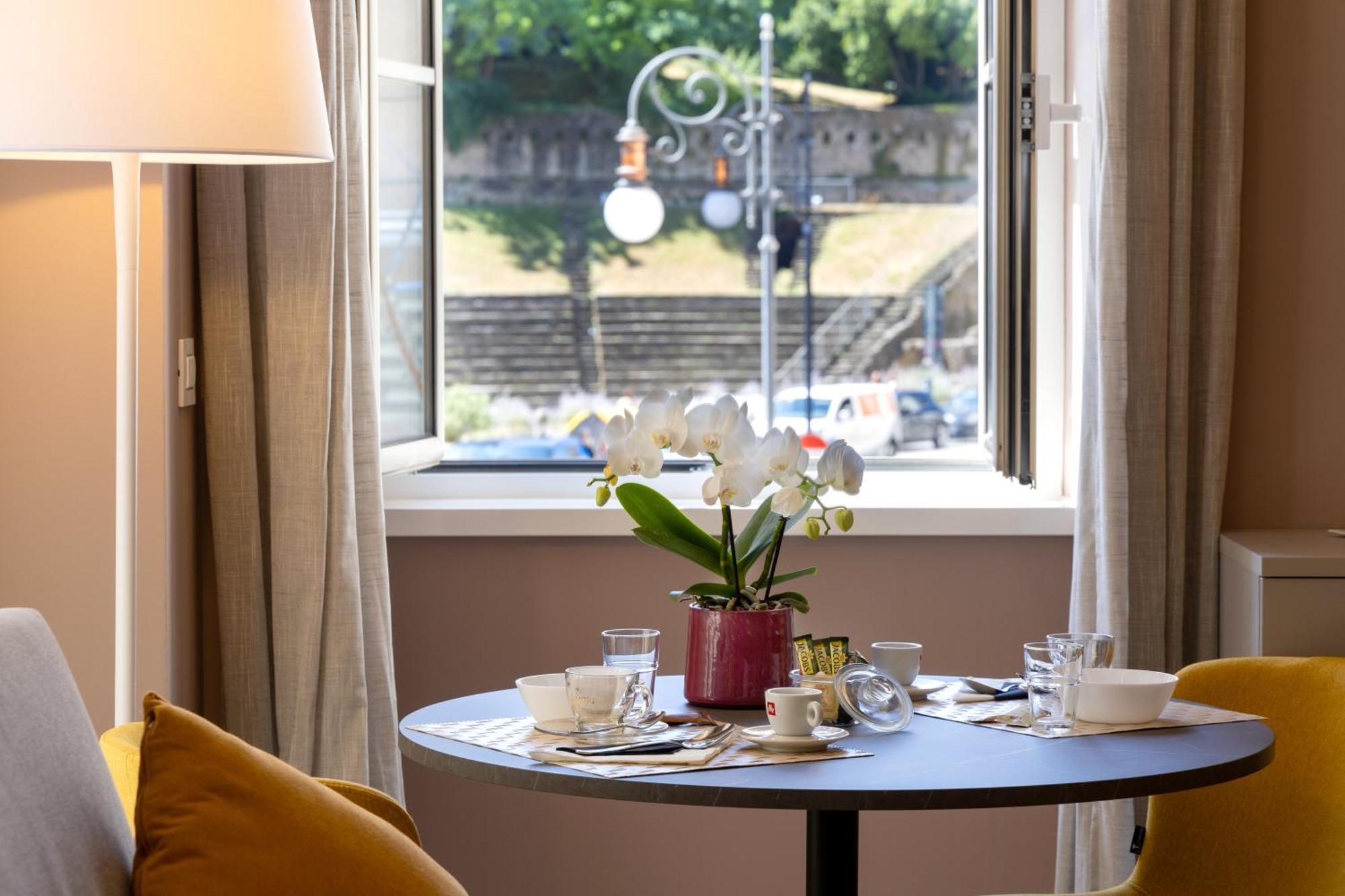 Teatro Romano Exclusive Suites 的里雅斯特 外观 照片