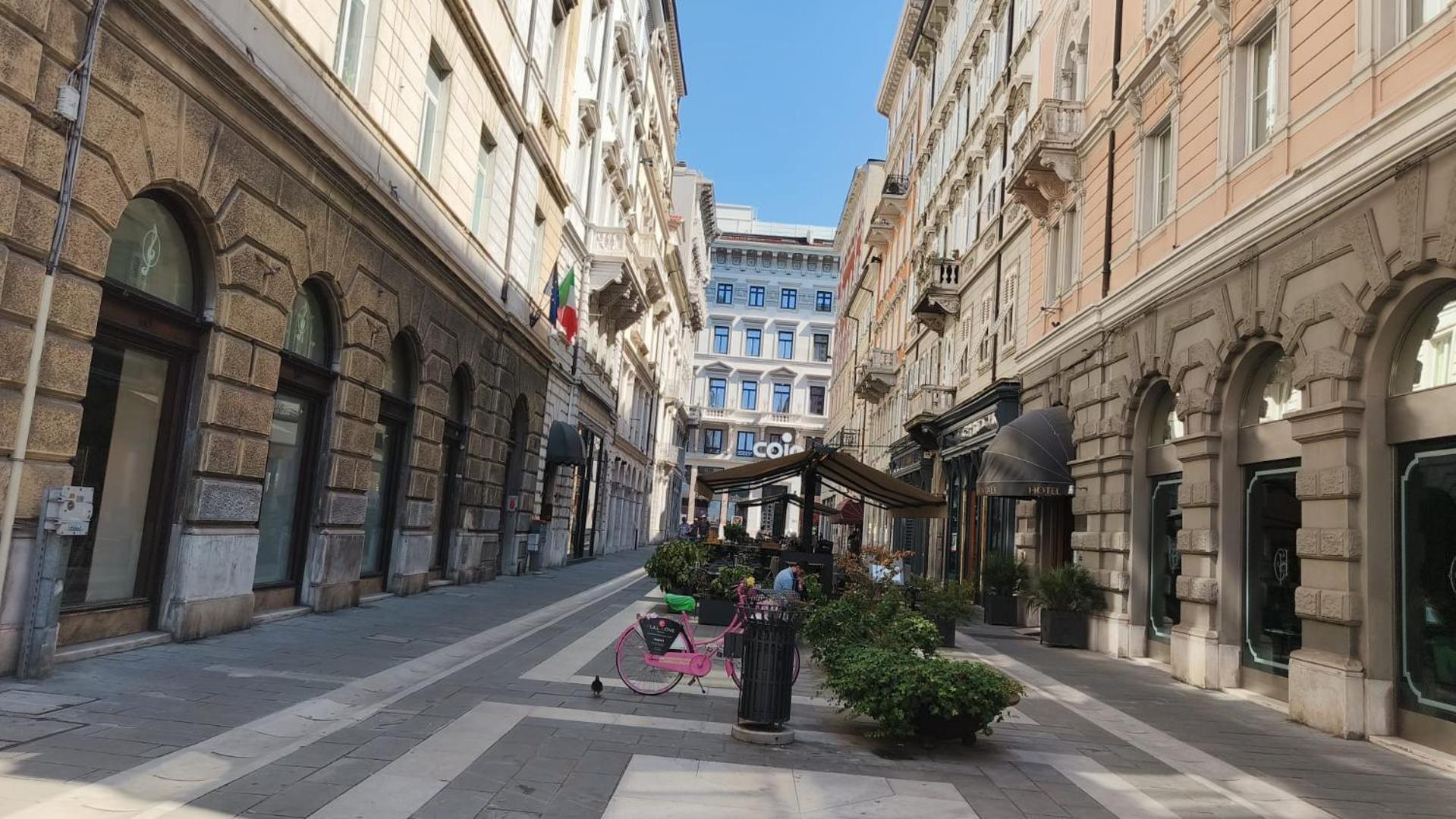 Teatro Romano Exclusive Suites 的里雅斯特 外观 照片